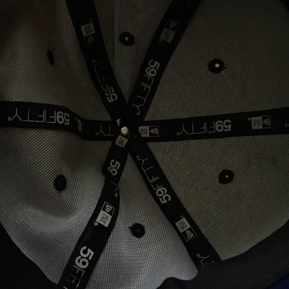 Blue jay cap - Picture 4 of 5